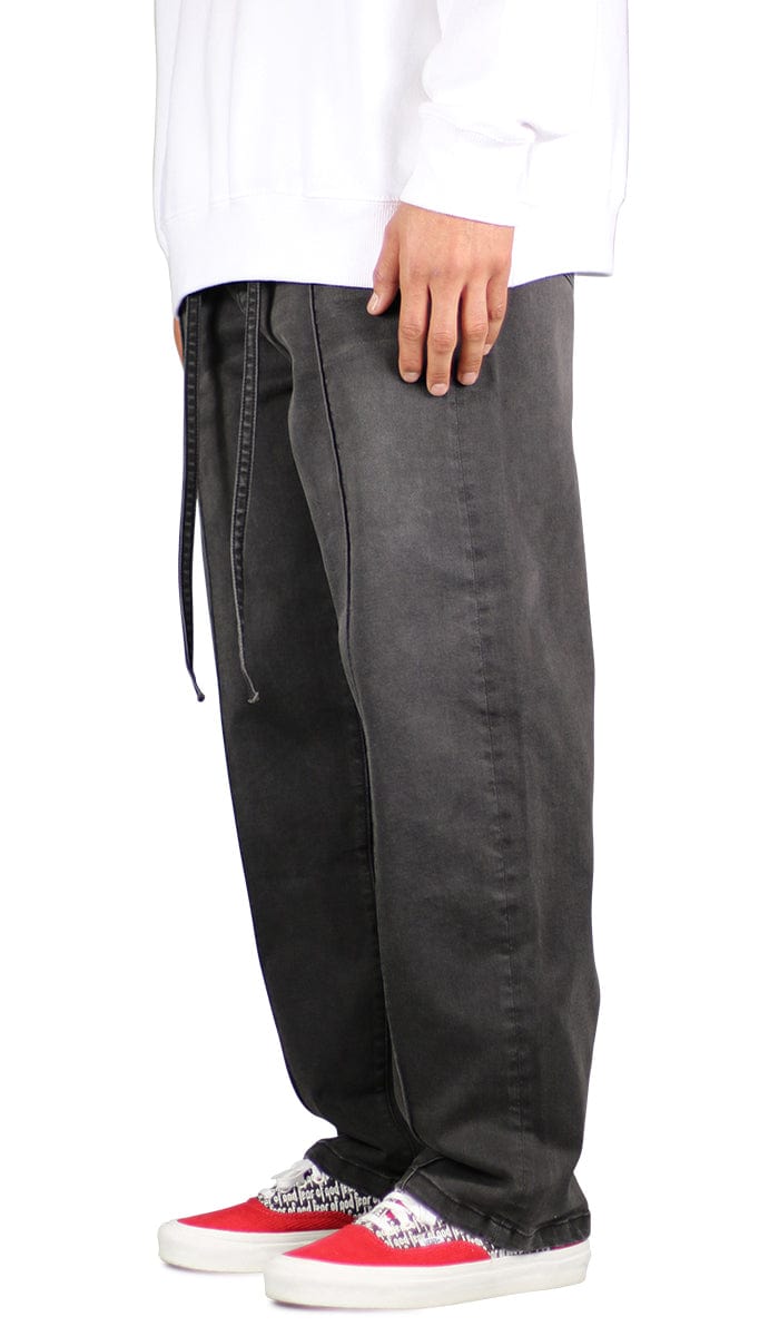 Fade Black Pleated Baggy Jean