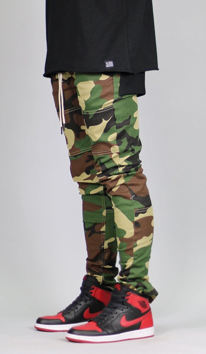 Woodland Camo Zipper Pants | Hyper Denim
